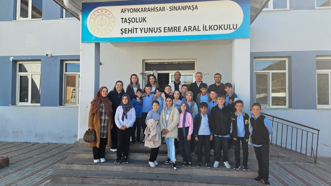 ÖĞRENCİLERİMİZDEN İLKOKULLARA ZİYARET